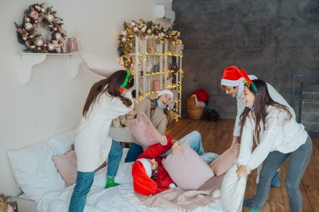 Christmas party games for families